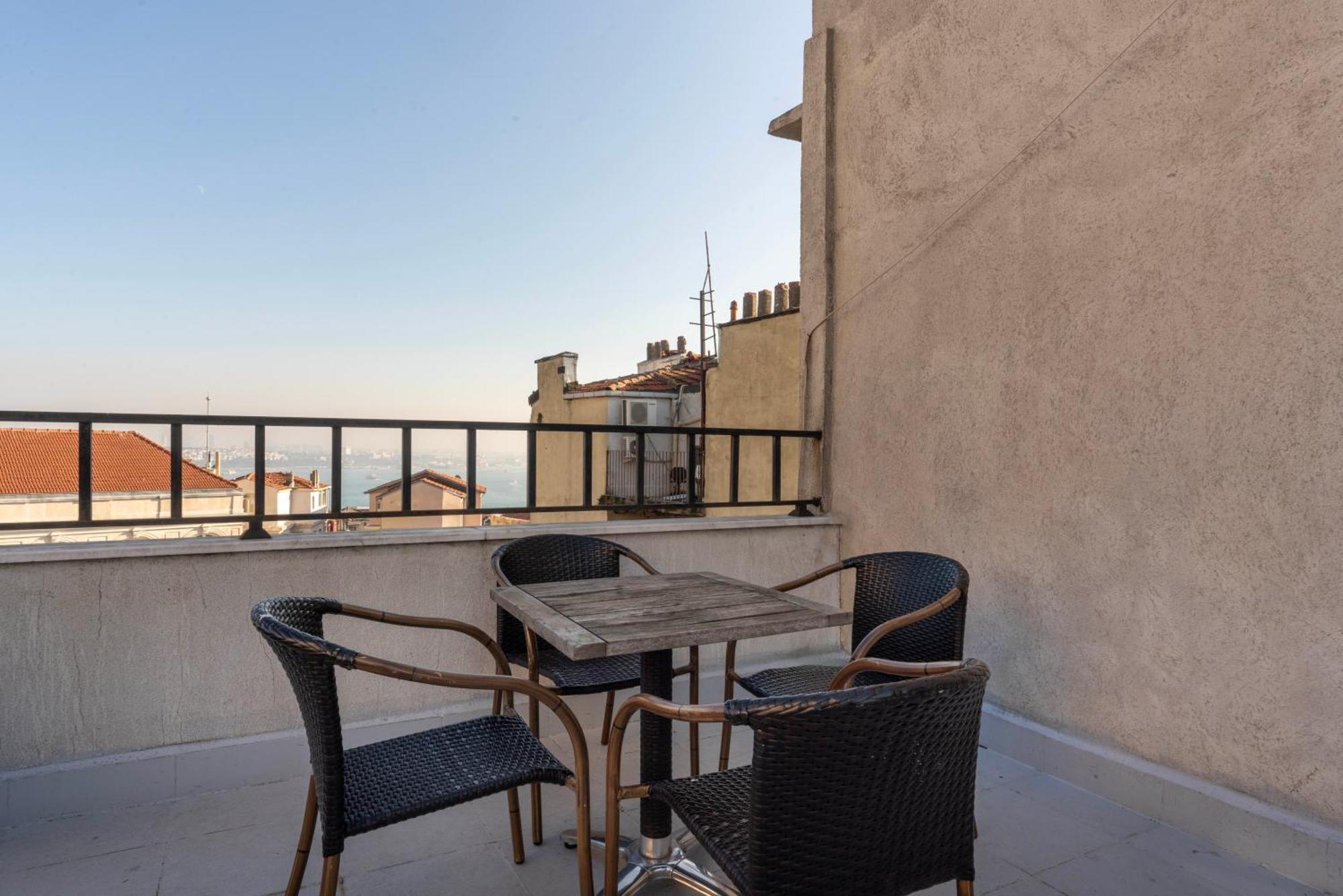 5 Apartment Galata Istanbul Exterior photo